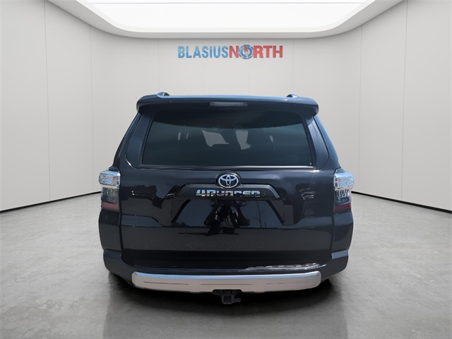 2024 Toyota 4Runner TRD Off-Road photo 6