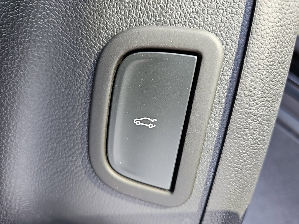 2026 Chevrolet Traverse Z71 photo 11