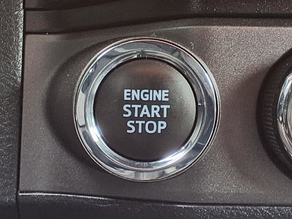 2023 Toyota Tacoma TRD Off-Road photo 25