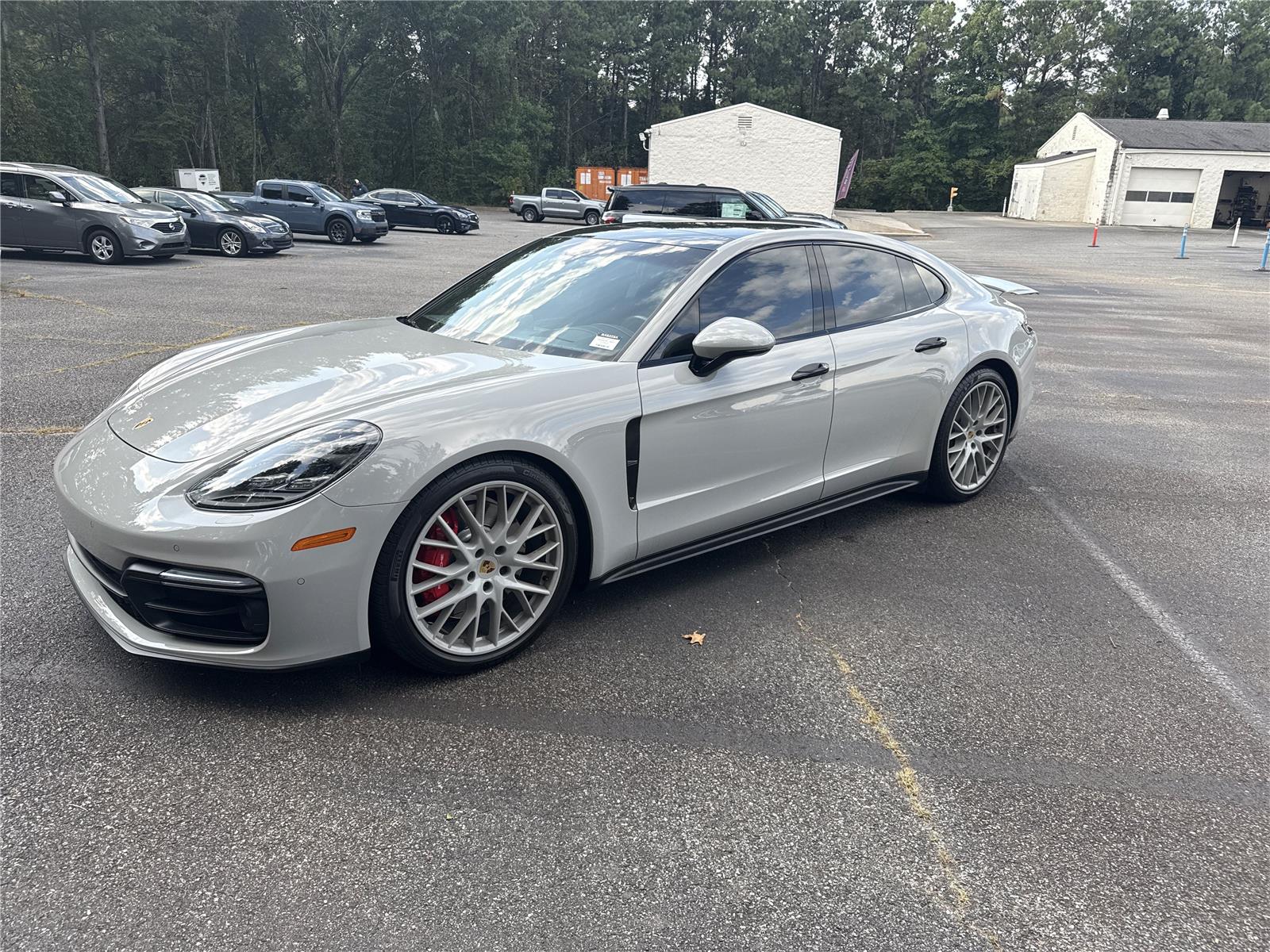 2020 Porsche Panamera GTS photo 28
