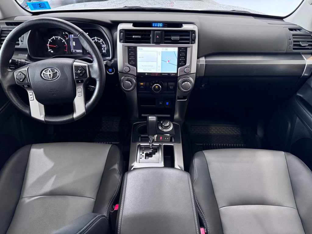 2024 Toyota 4Runner SR5 Premium photo 8