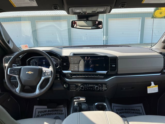 2026 Chevrolet Silverado 1500 LTZ photo 16