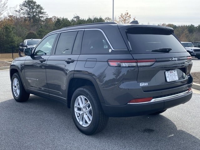 2025 Jeep Grand Cherokee Laredo X photo 5