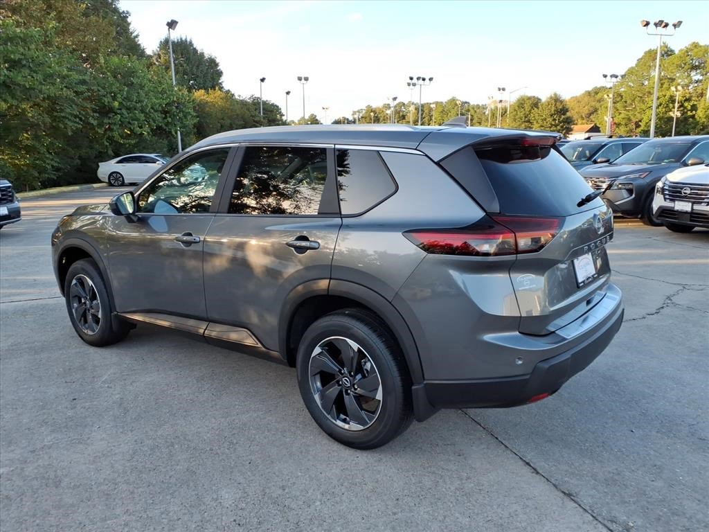 2026 Nissan Rogue SV photo 3