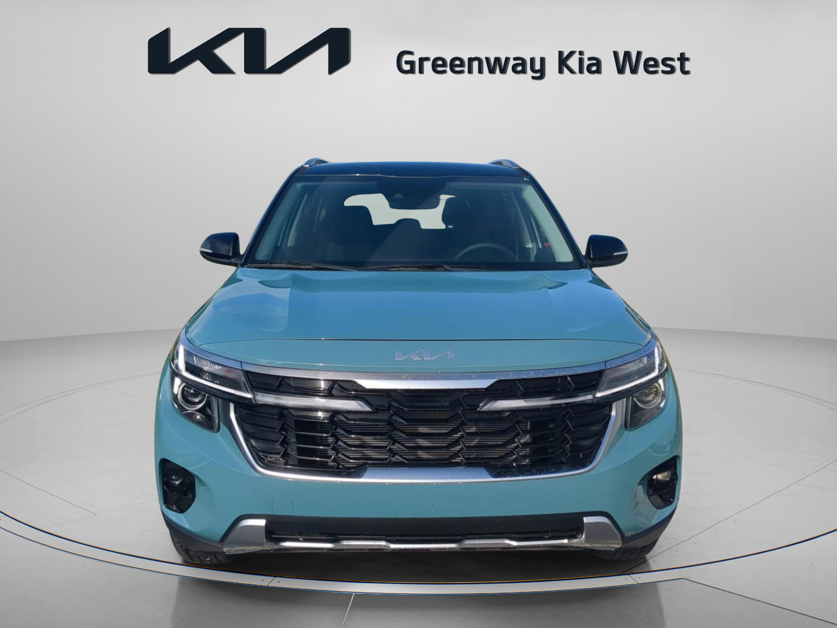 2026 Kia Seltos S photo 2