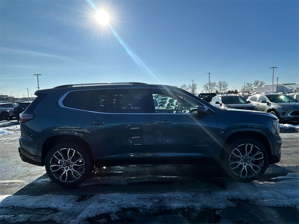 2026 GMC ACADIA - Image 8