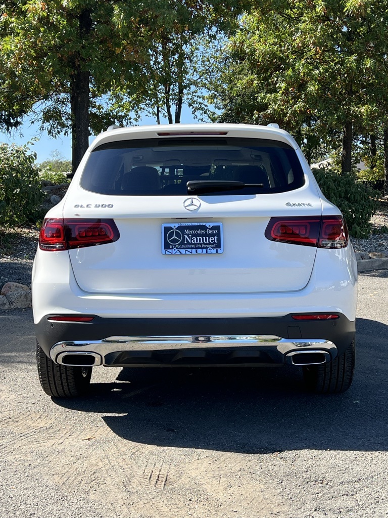 2022 Mercedes Benz GLC 300 4MATIC photo 4