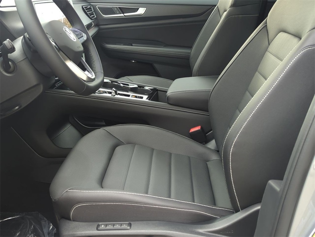 2026 Volkswagen Atlas Cross Sport SEL R-Line photo 11