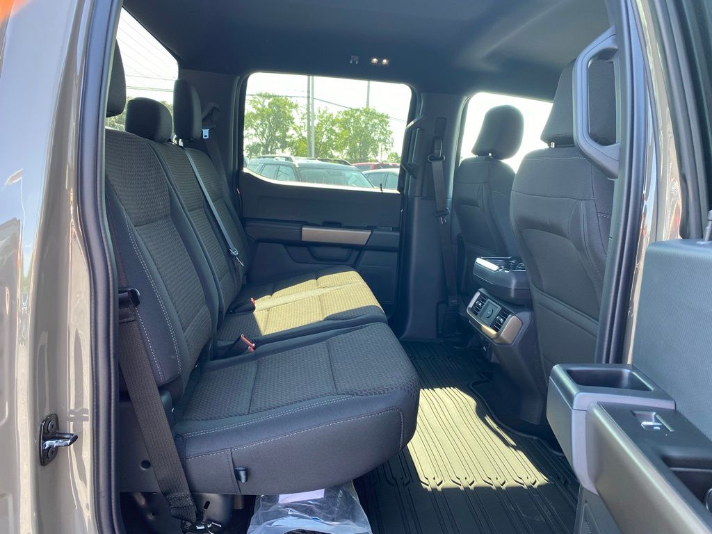 2025 Ford F-150 STX photo 26