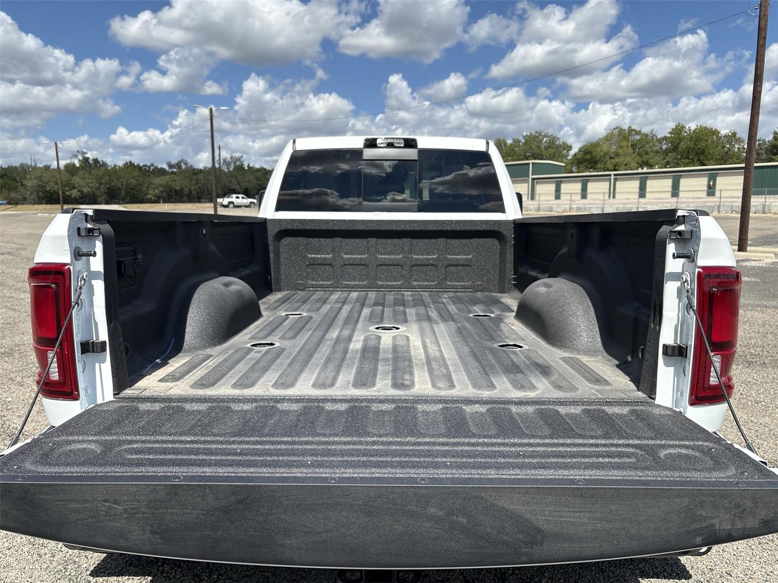 2026 Ram 3500 Longhorn photo 28