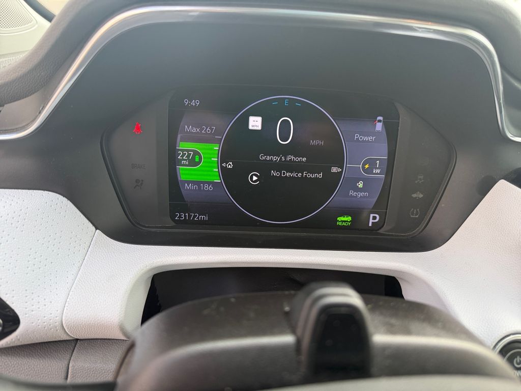 2022 Chevrolet Bolt EUV Premier photo 10