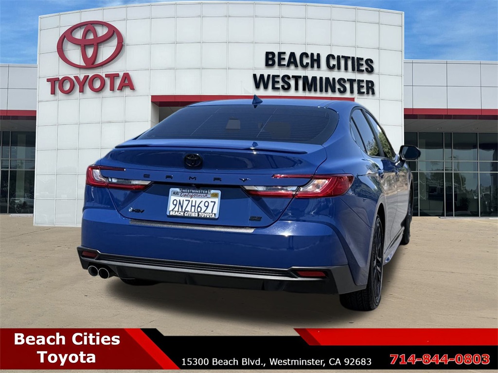 2025 Toyota Camry SE photo 10