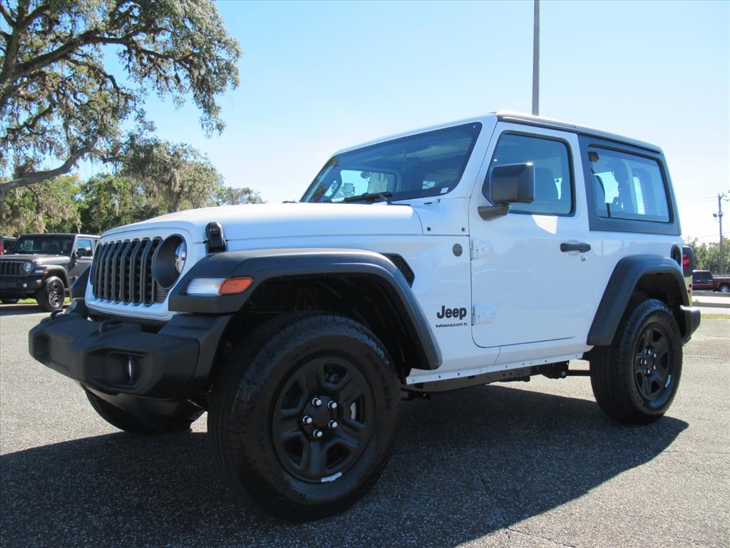 2026 Jeep Wrangler Sport photo 3