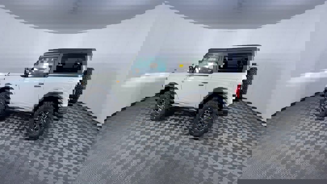 2025 Ford Bronco Badlands photo 6