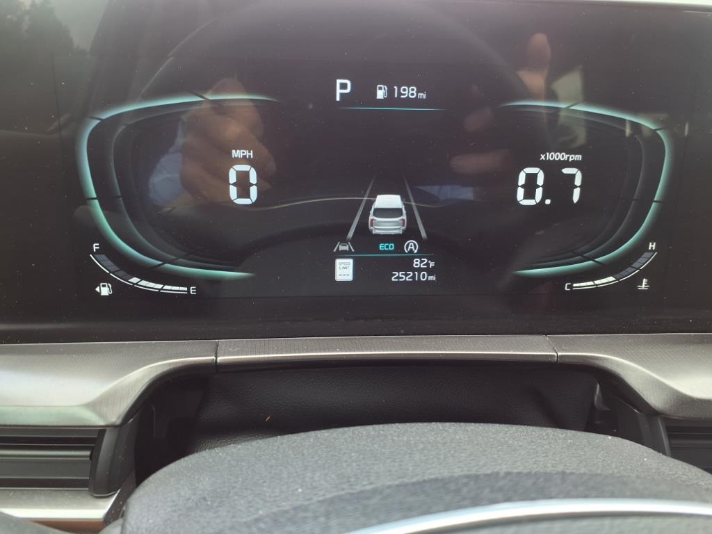 2024 Kia Telluride S photo 10