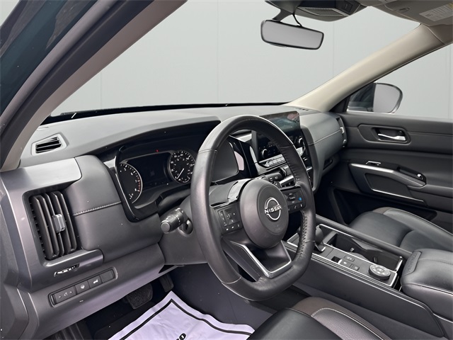 2023 Nissan Pathfinder SL photo 11