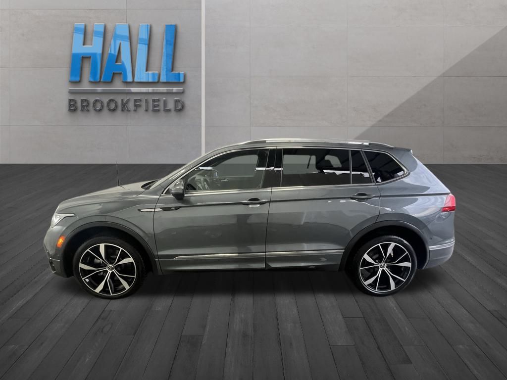 2024 Volkswagen Tiguan SEL R-Line Black photo 2