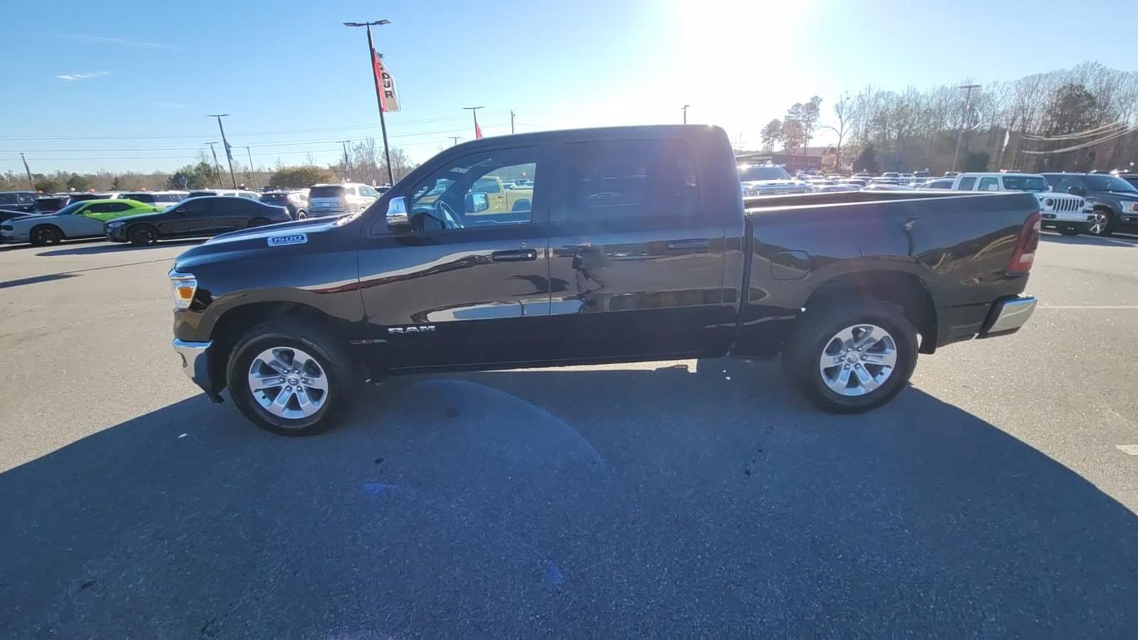 2024 Ram 1500 Laramie photo 6