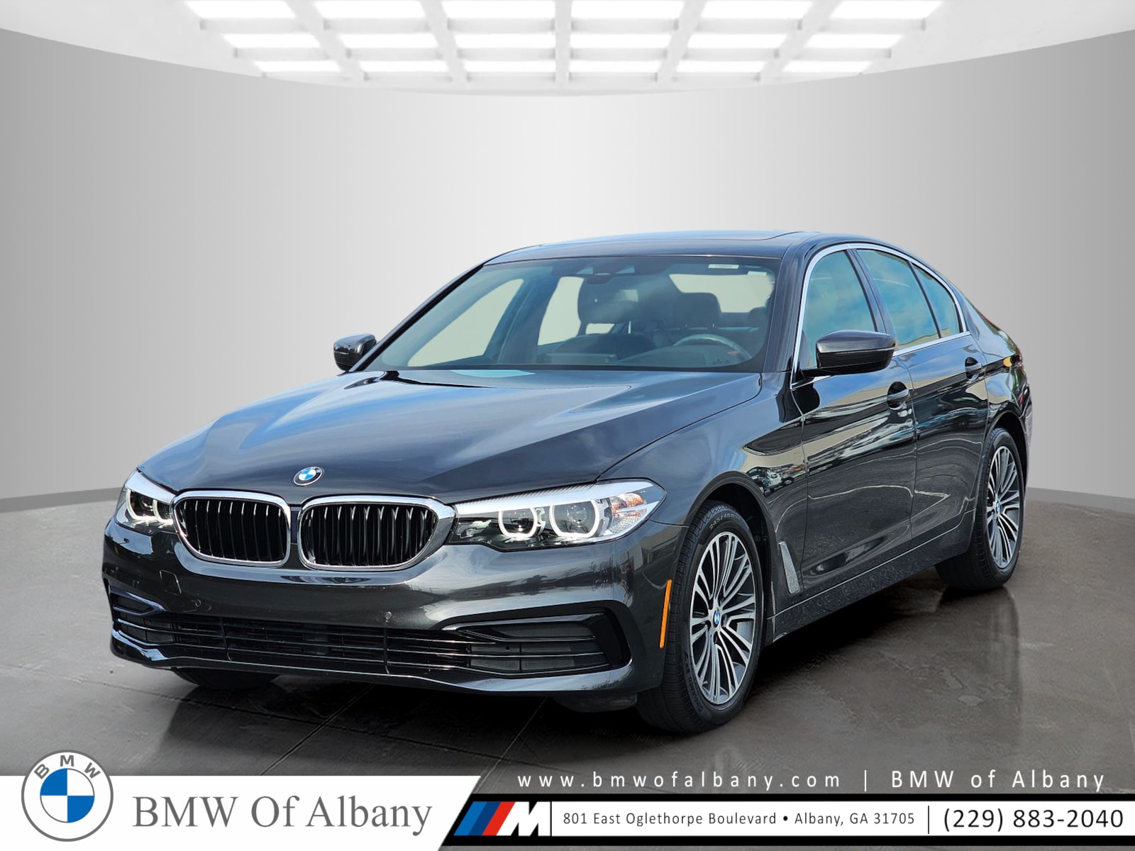 2019 BMW 5 Series 530i's photo