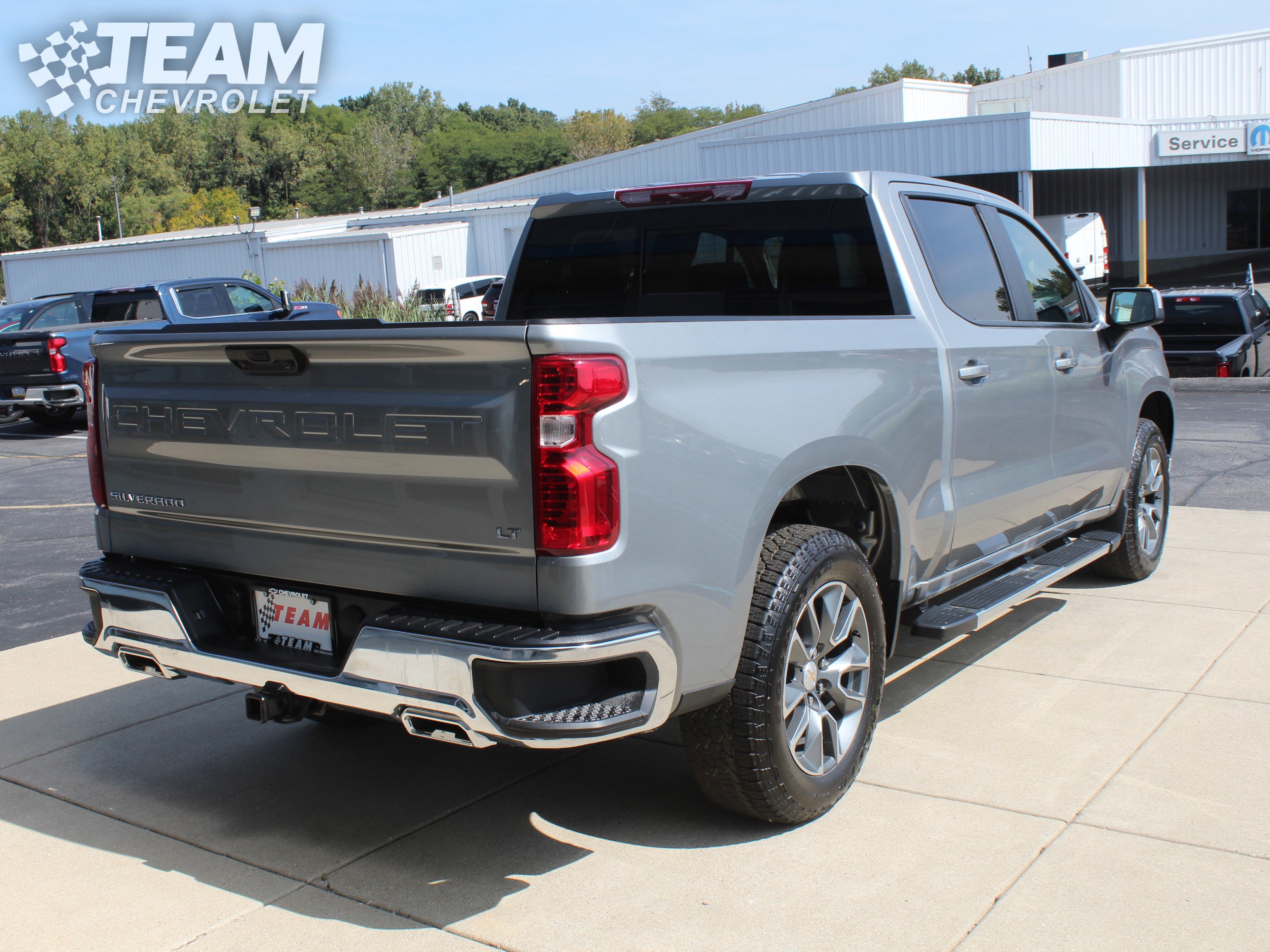2026 Chevrolet Silverado 1500 LT photo 4