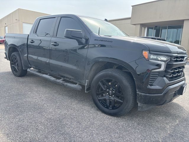 2024 Chevrolet Silverado 1500 RST photo 2