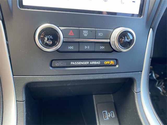 2024 Ford Edge SEL photo 26