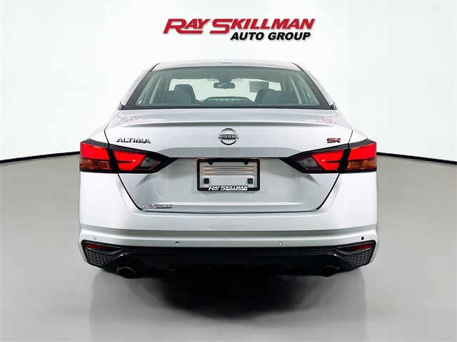 2023 Nissan Altima 2.5 SR photo 6