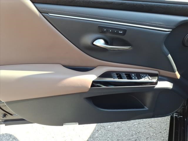 2024 Lexus ES 350 Premium photo 12