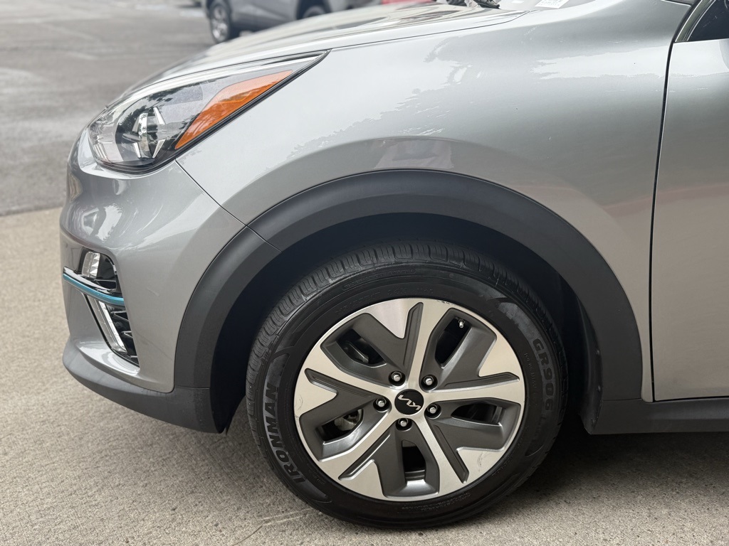 2022 Kia Niro EV EX photo 7
