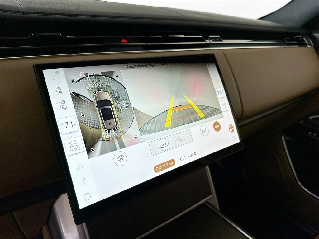 2025 Land Rover Range Rover SE photo 15