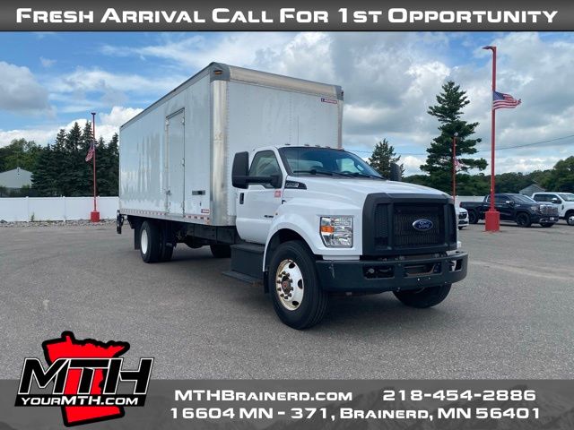 2019 Ford F-750 SuperCab photo 2