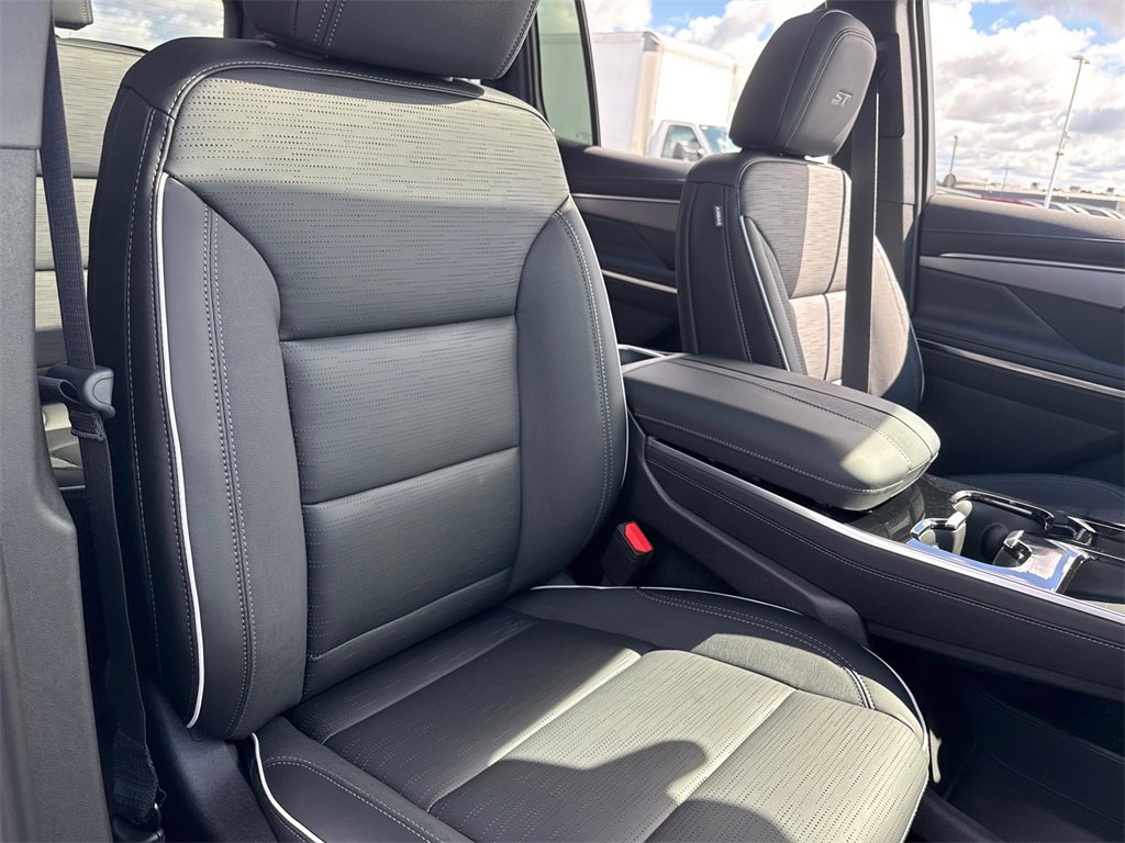 2026 BUICK ENCLAVE - Image 39