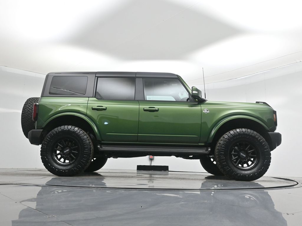 2025 Ford Bronco Outer Banks photo 45