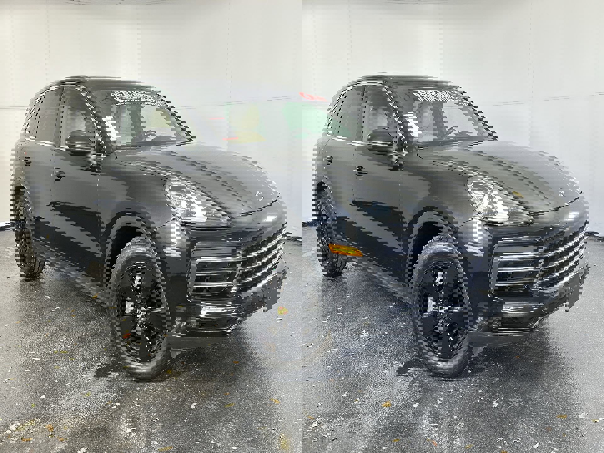 2019 Porsche Cayenne Base's photo