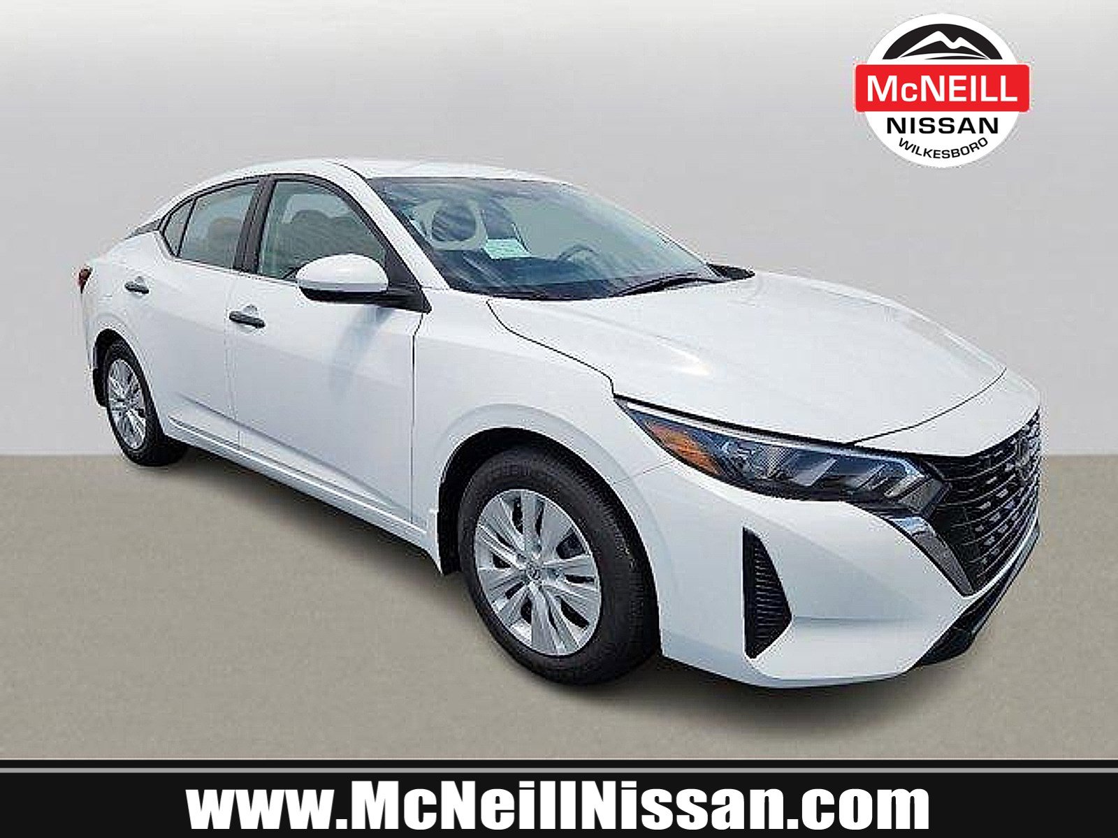 2025 Nissan Sentra S's photo