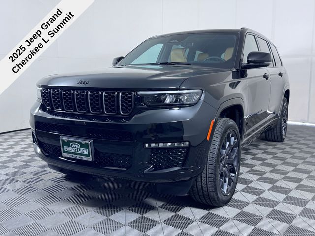2025 Jeep Cherokee L Summit photo 2