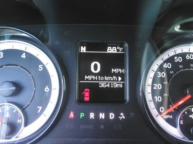 2024 Ram 1500 Classic SLT photo 4