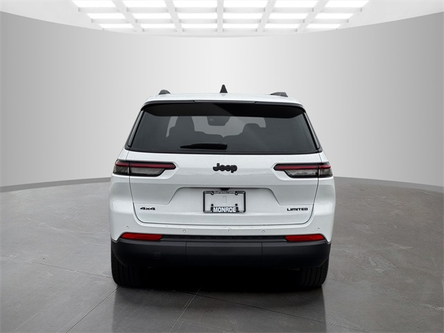 2025 Jeep Grand Cherokee Limited photo 5