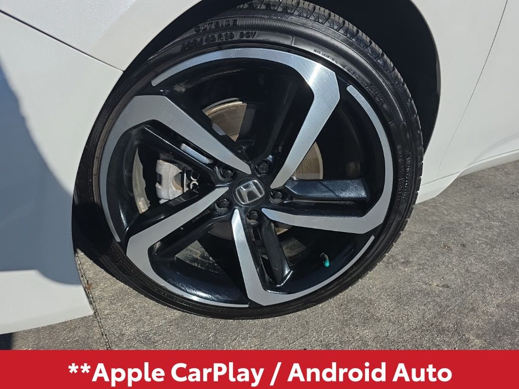 2020 Honda Accord Sport 2.0T photo 2