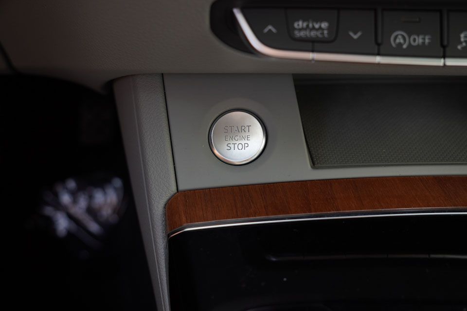2022 Audi Q5 45 S line Premium photo 30