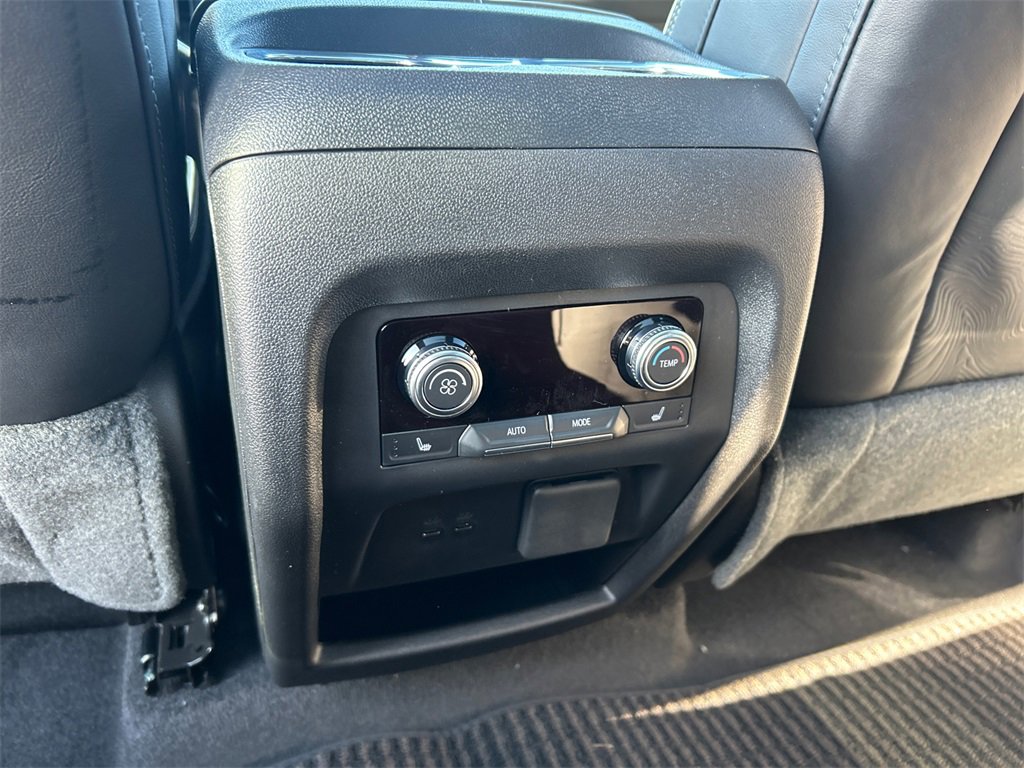 2026 GMC ACADIA - Image 29