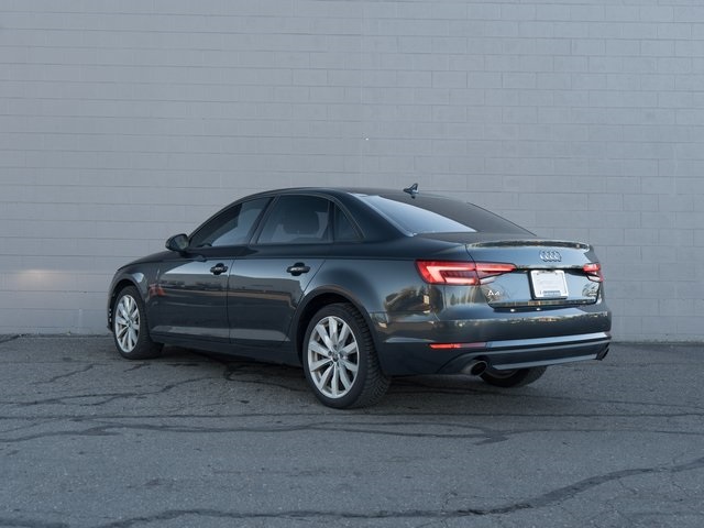 2017 Audi A4 2.0T Premium photo 3