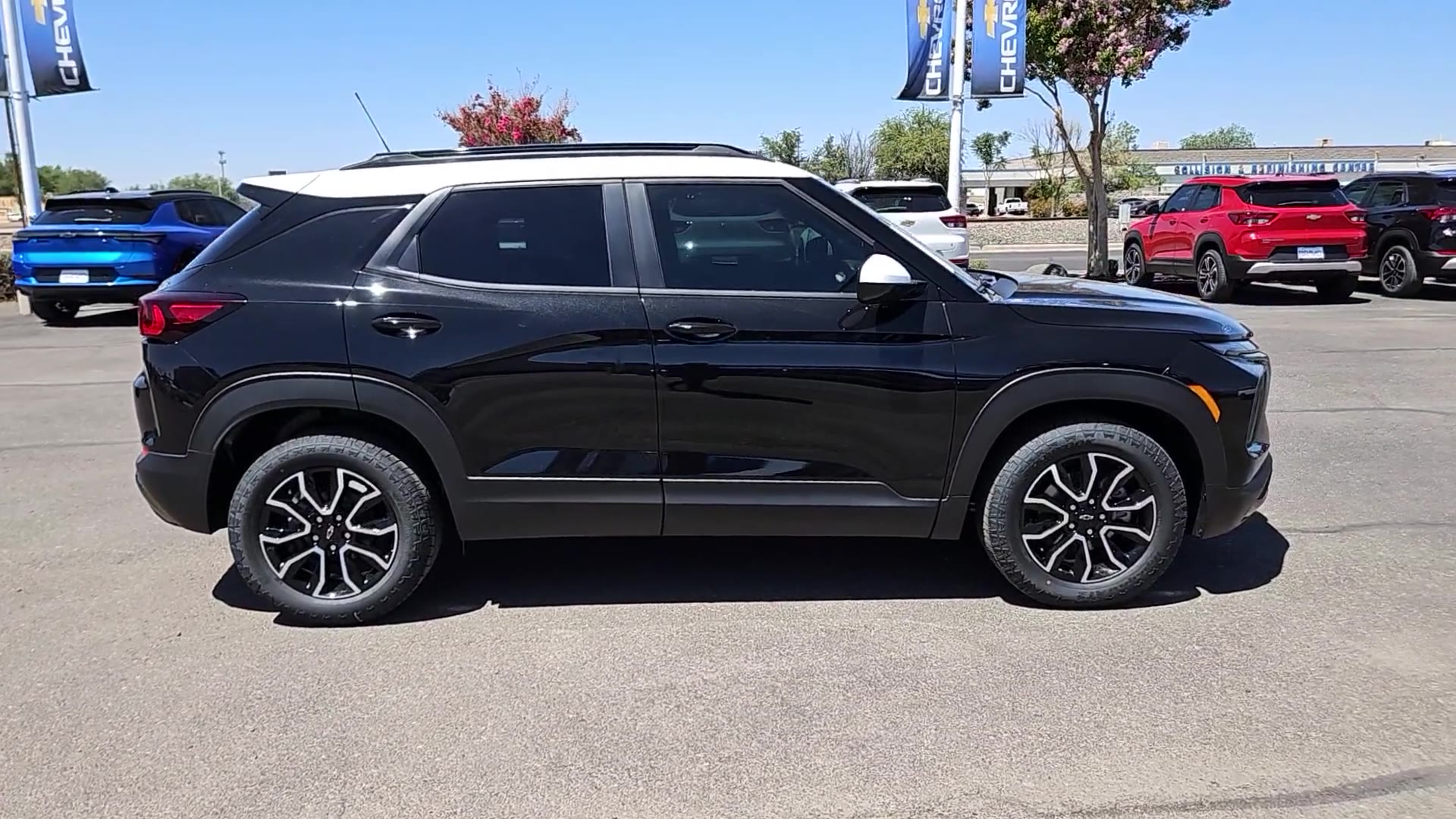 2026 Chevrolet Trailblazer ACTIV photo 2