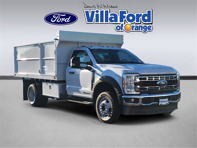 2025 Ford F-550 Super Duty Chassis Cab XL's photo