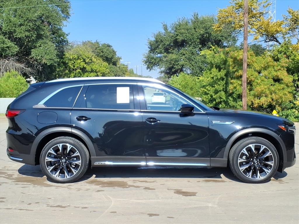 2024 Mazda CX-90 Premium Plus photo 2