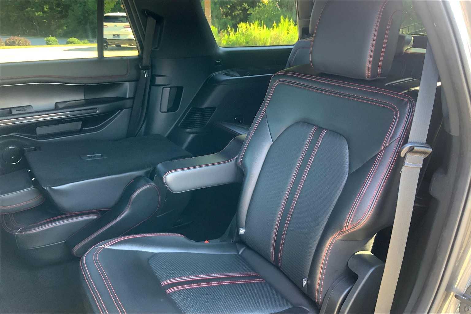 2021 Ford Expedition Limited photo 20