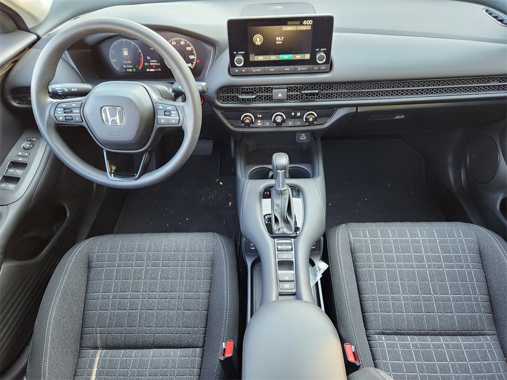 2025 Honda HR-V LX photo 11