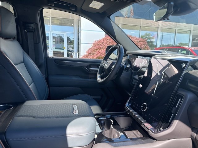 2025 Gmc Yukon XL AT4 photo 30