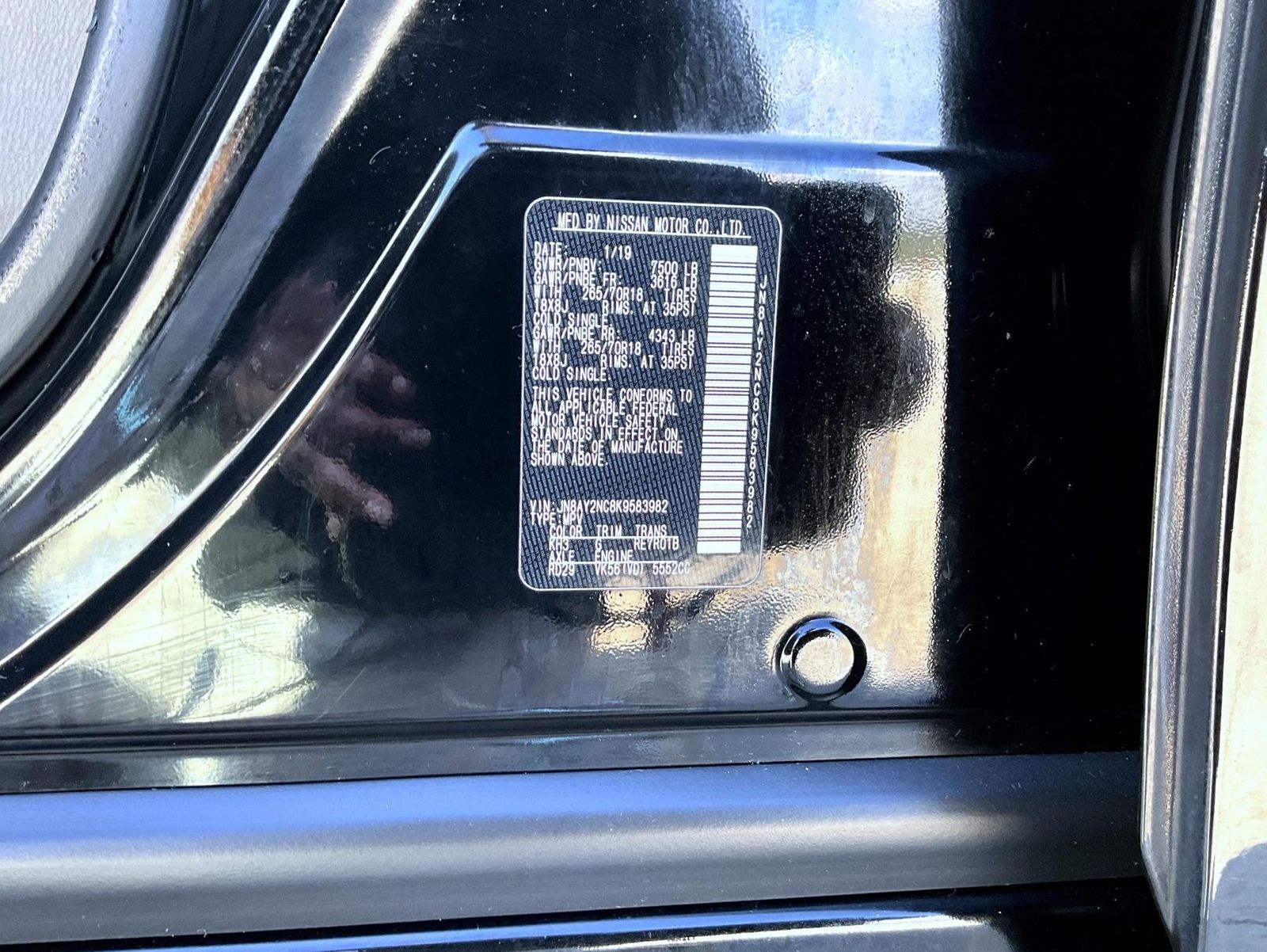 2019 Nissan Armada SV photo 24