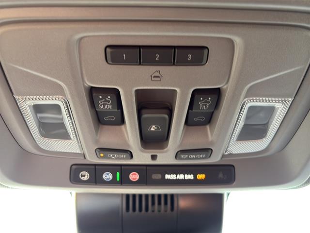 2025 Chevrolet Silverado 2500HD LTZ photo 26